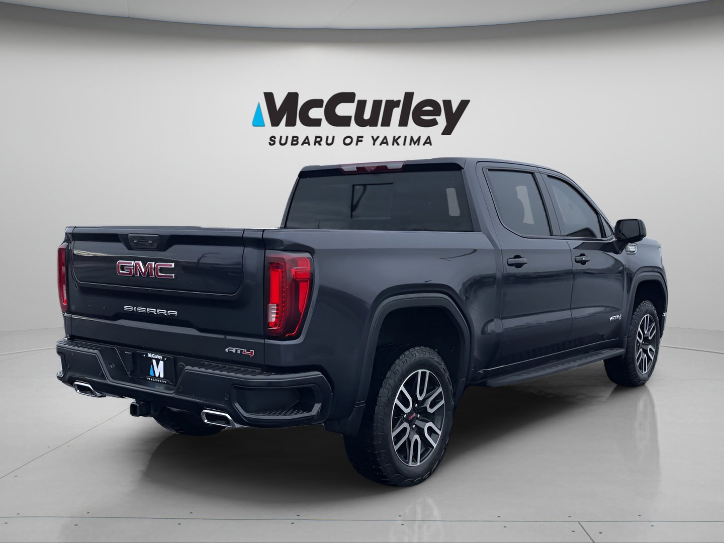 Used 2022 GMC Sierra 1500 AT4 w/ AT4 Premium Package image 5