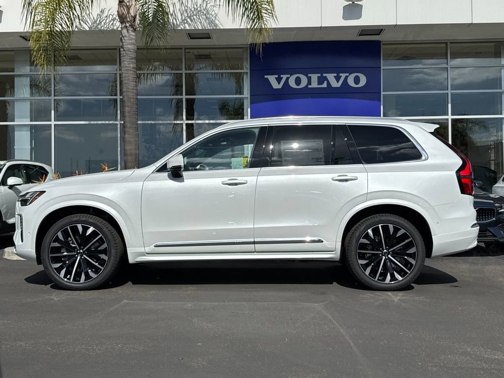 New 2026 Volvo XC90 B6 Plus w/ Protection Package Premier image 2