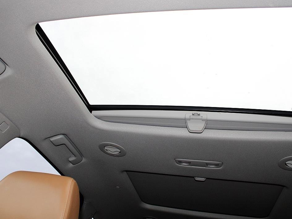 Used 2018 Buick Enclave Essence image 18