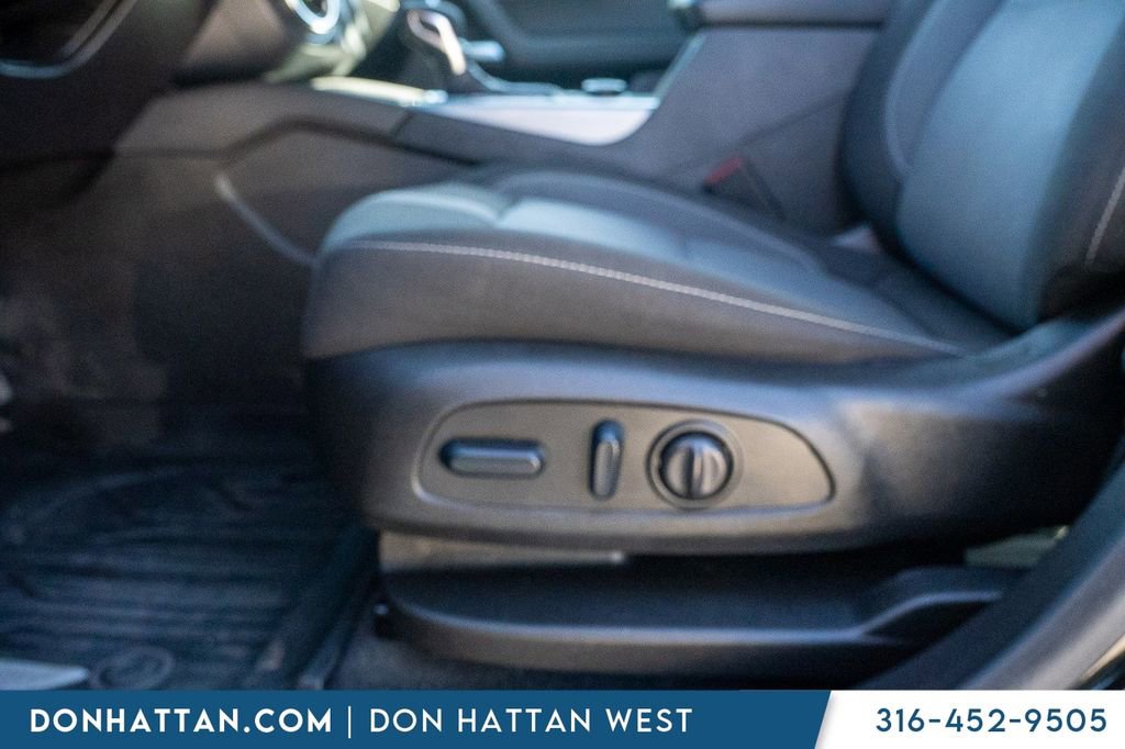 Used 2024 Chevrolet Blazer LT w/ Convenience Package FWD image 15