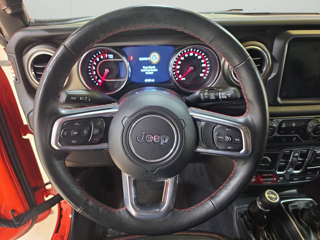 Used 2018 Jeep Wrangler Unlimited Rubicon w/ Dual Top Group AWD/4WD image 18