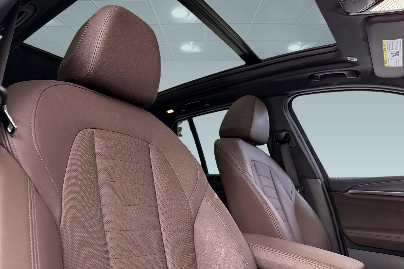 Certified 2023 BMW X3 sDrive30i w/ Premium Package w/ZPA image 16