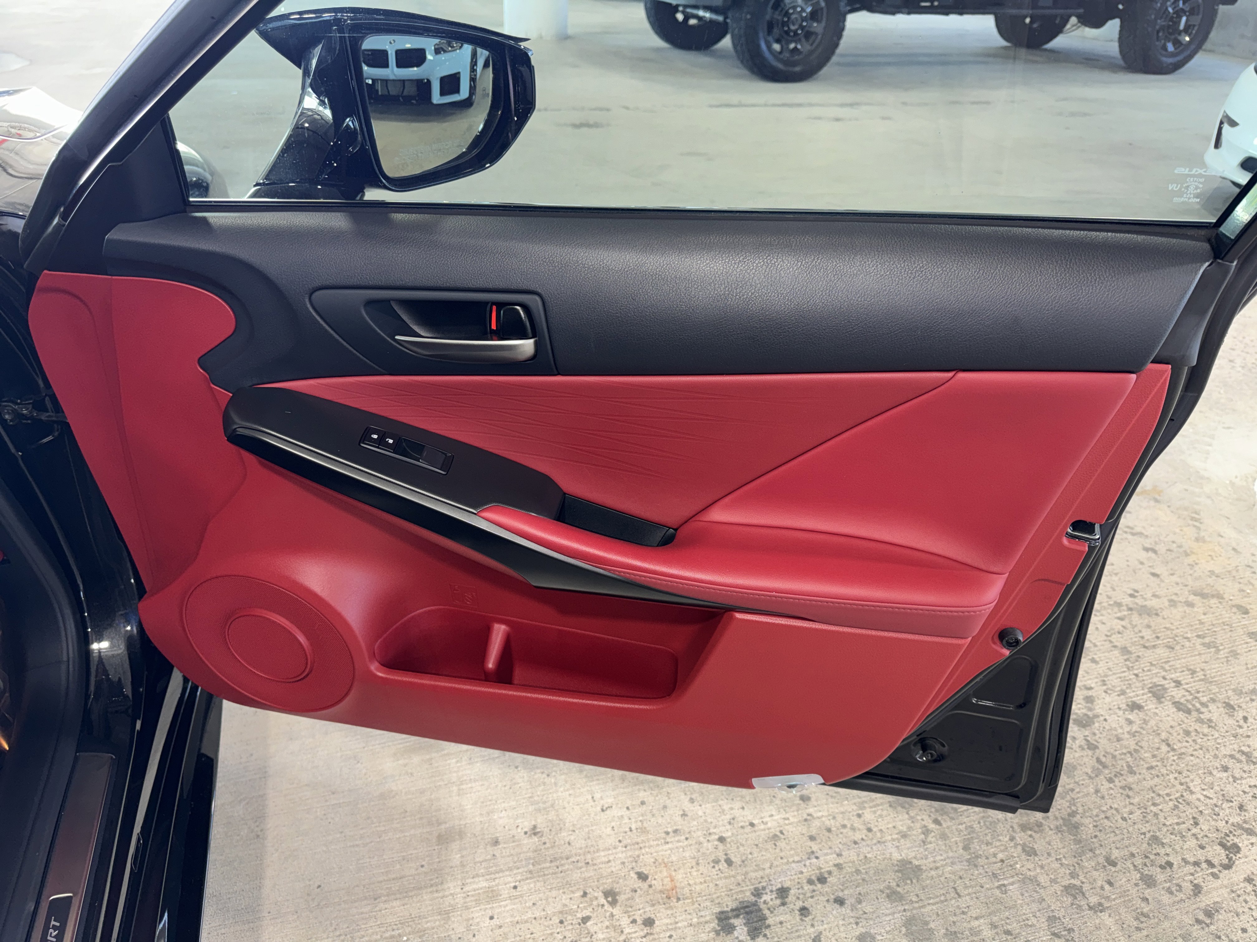 Used 2023 Lexus IS 350 F Sport image 10