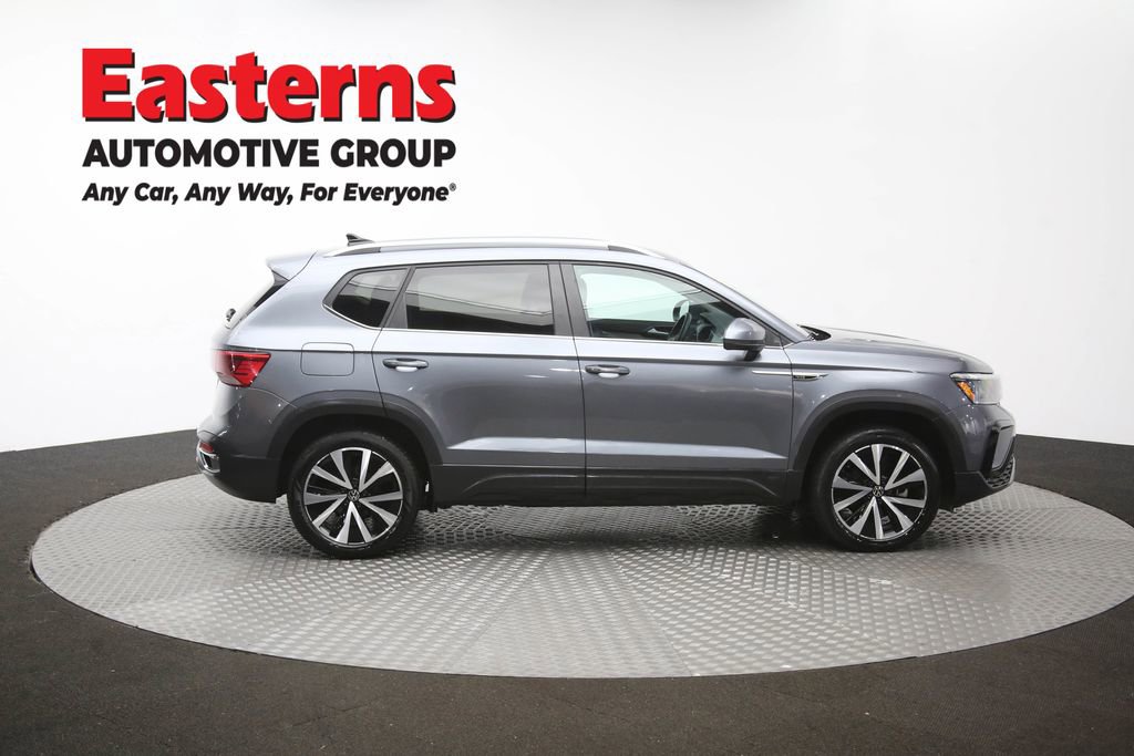 Used 2024 Volkswagen Taos SE FWD image 43