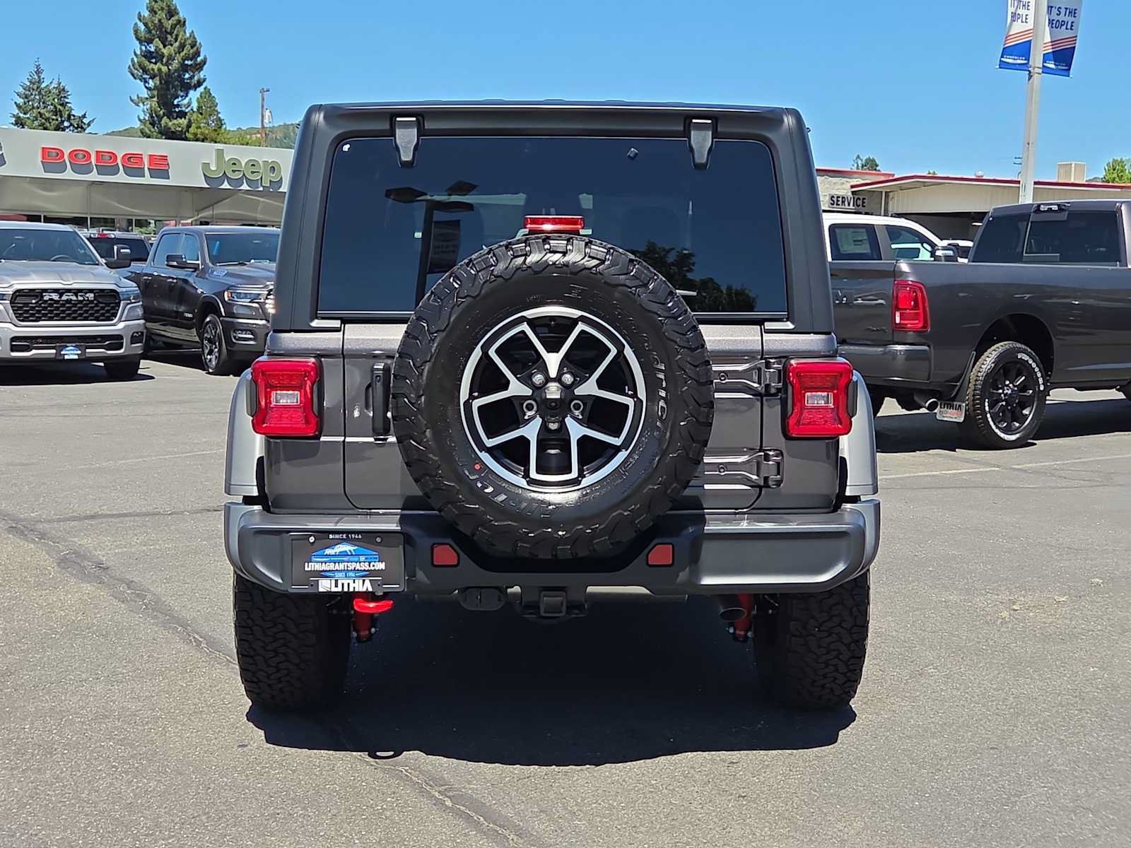 New 2026 Jeep Wrangler Unlimited Rubicon AWD/4WD image 13