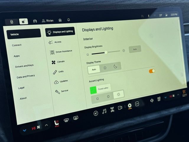 Used 2022 Rivian R1T Launch Edition image 42