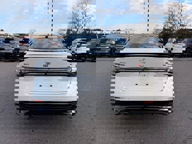 New 2026 Nissan Sentra SR w/ SR Premium Package image 6