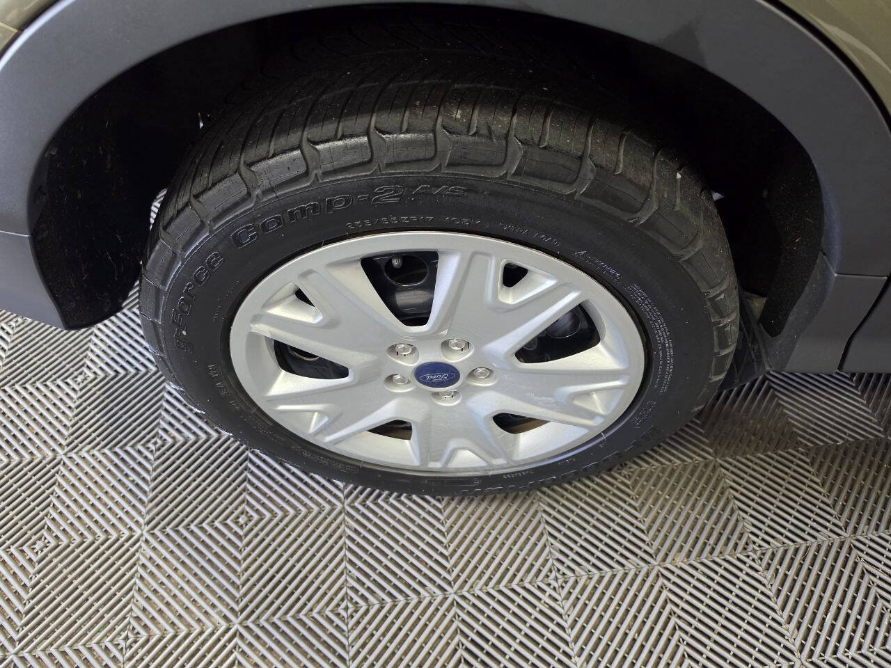 Used 2013 Ford Escape S FWD image 25