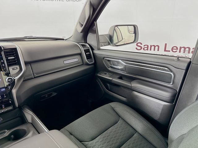 New 2026 RAM 1500 4x4 Crew Cab image 24