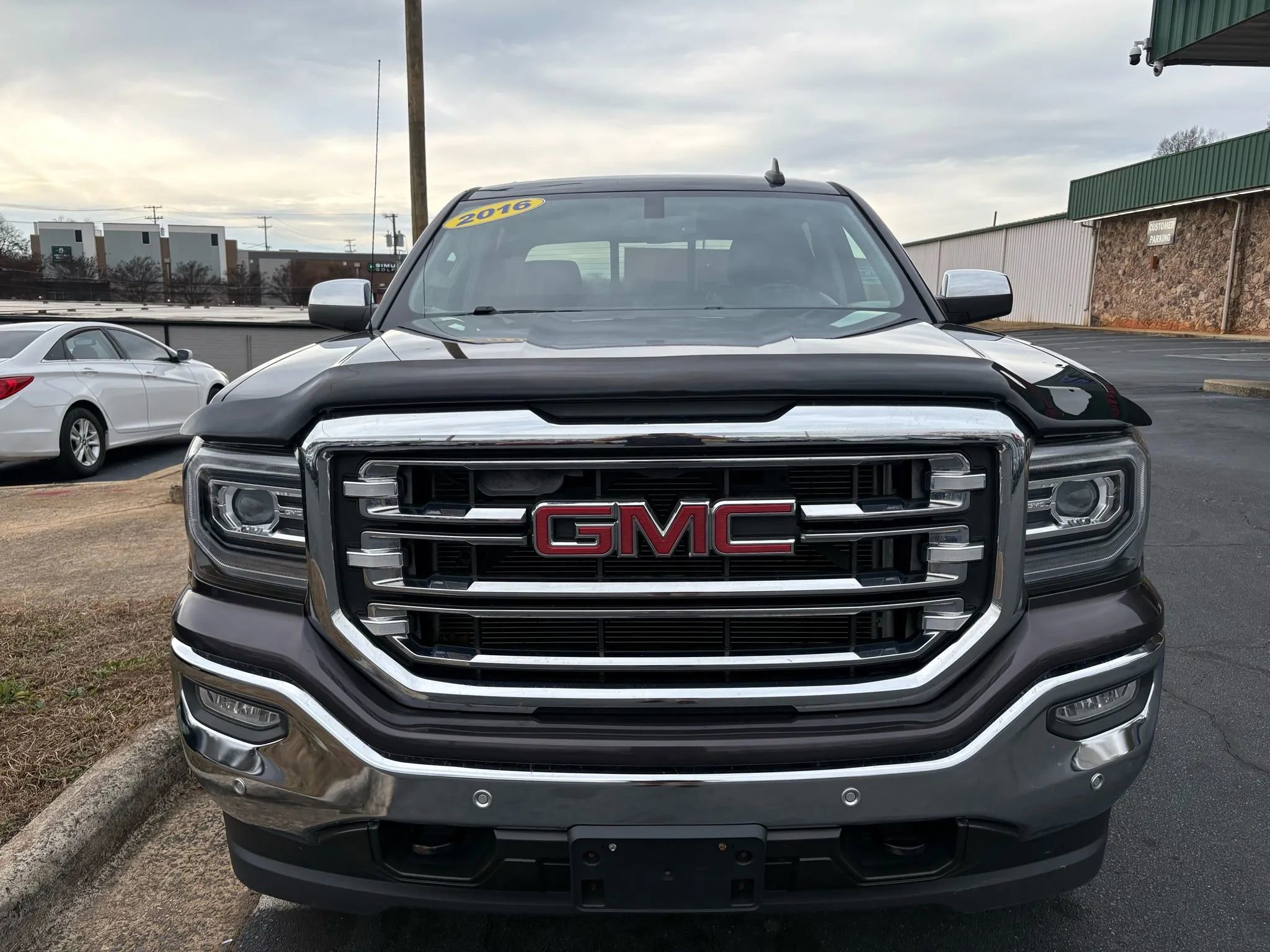 Used 2016 GMC Sierra 1500 SLT w/ SLT Premium Package image 2