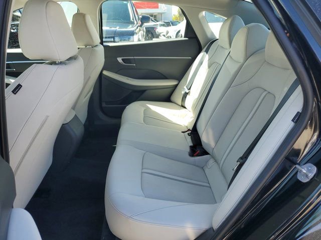 Certified 2025 Hyundai Sonata SE image 7