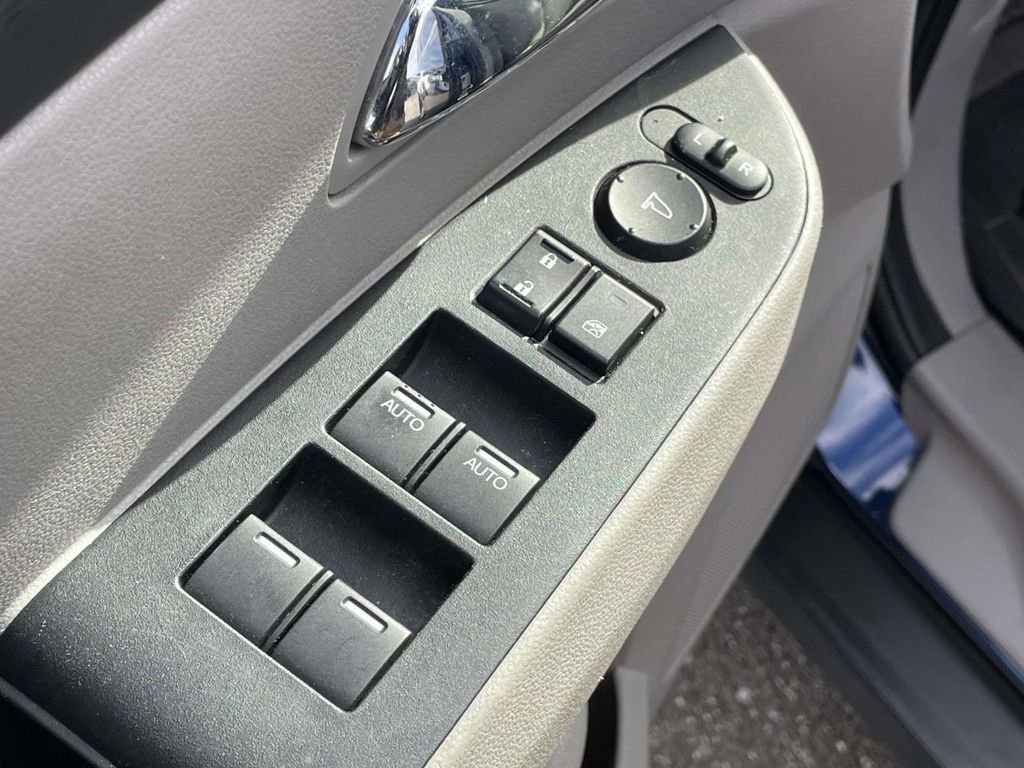Used 2015 Honda Odyssey EX-L image 17