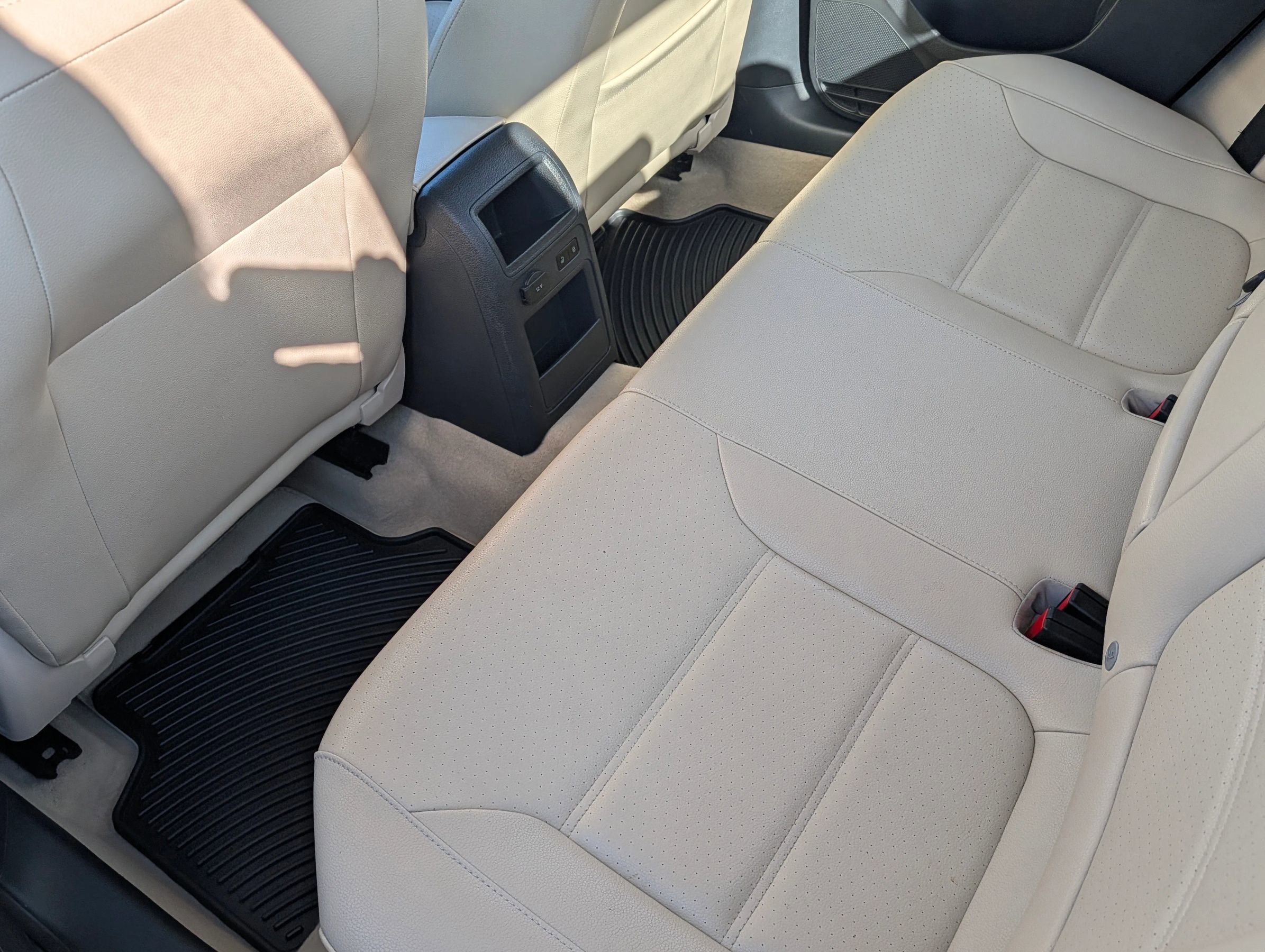 Used 2014 Volkswagen Jetta SE image 9