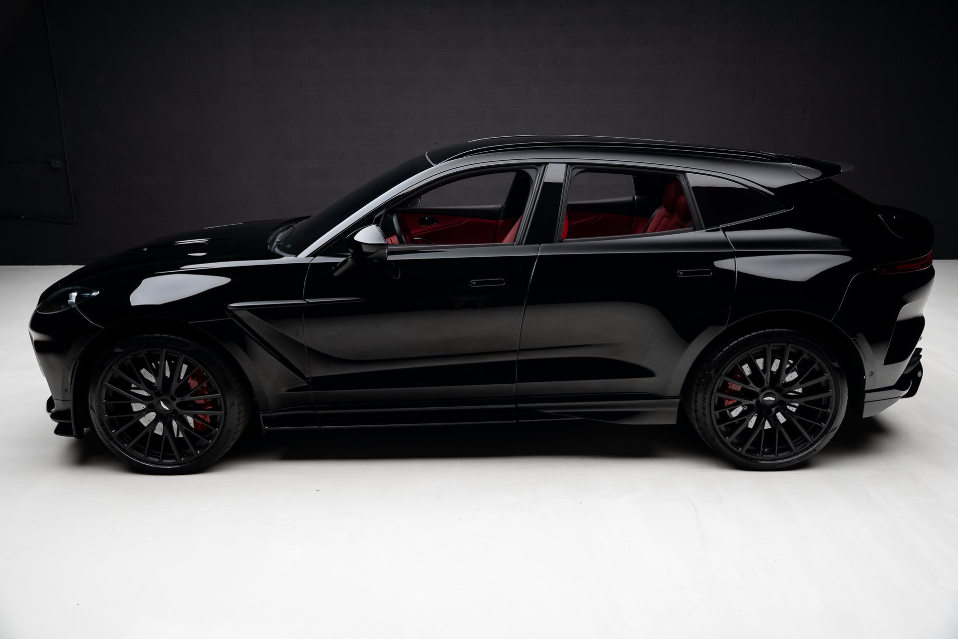 Used 2023 Aston Martin DBX 707 AWD/4WD image 15