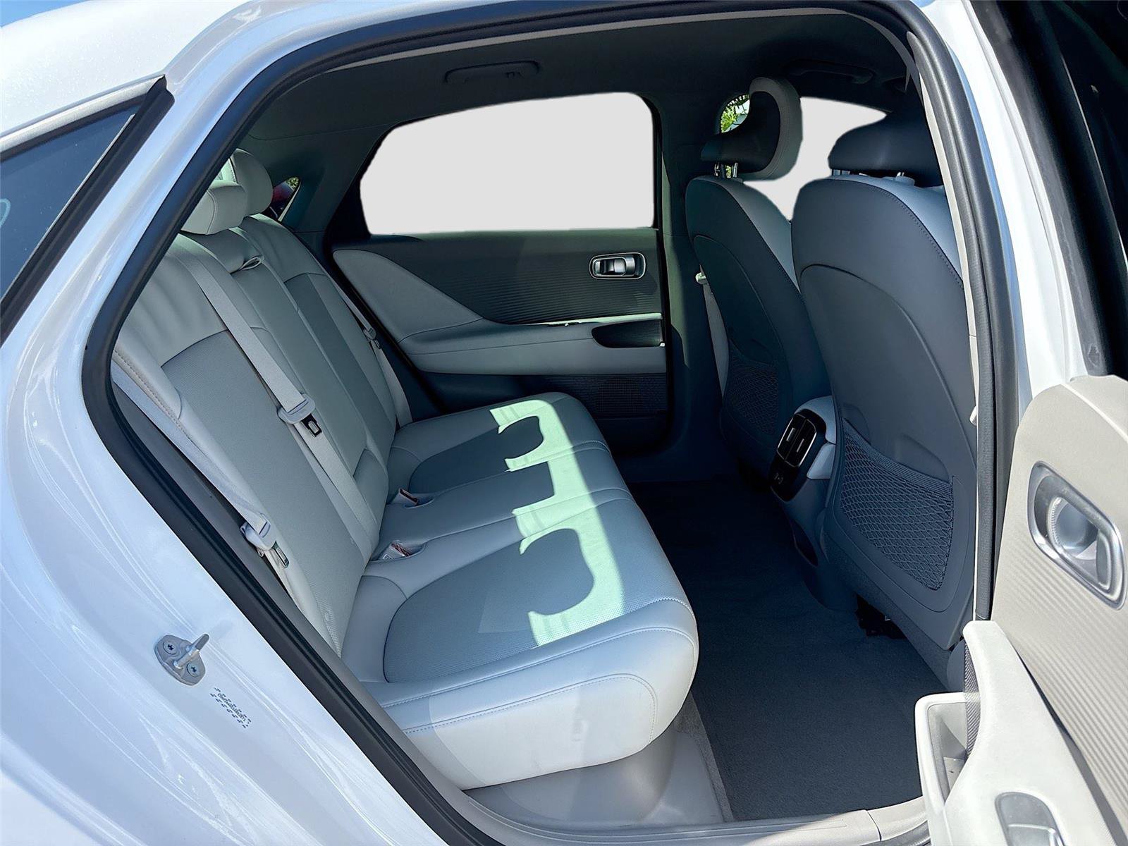 Used 2025 Hyundai Ioniq 6 SEL RWD image 27