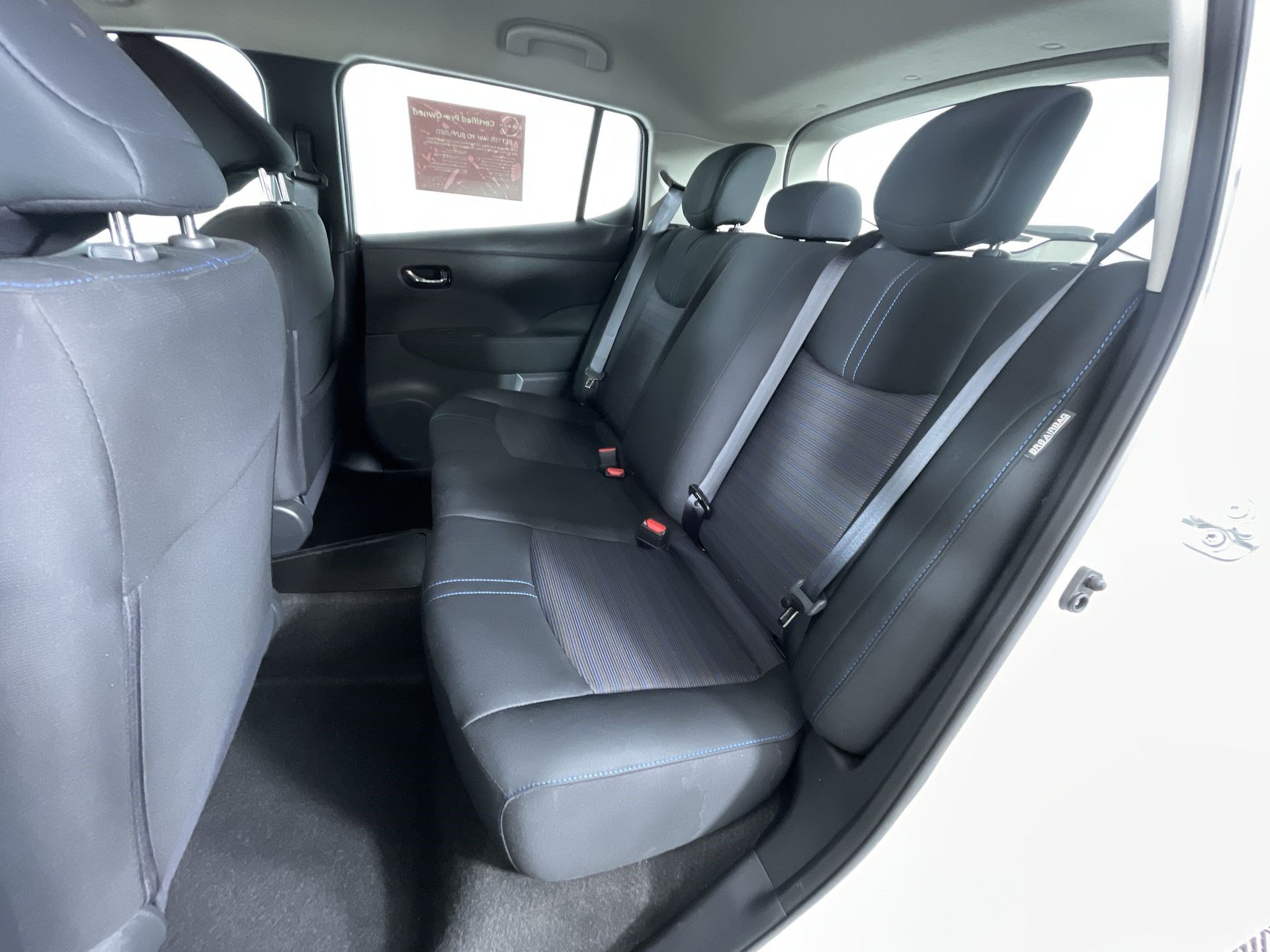 Certified 2025 Nissan Leaf S FWD image 21