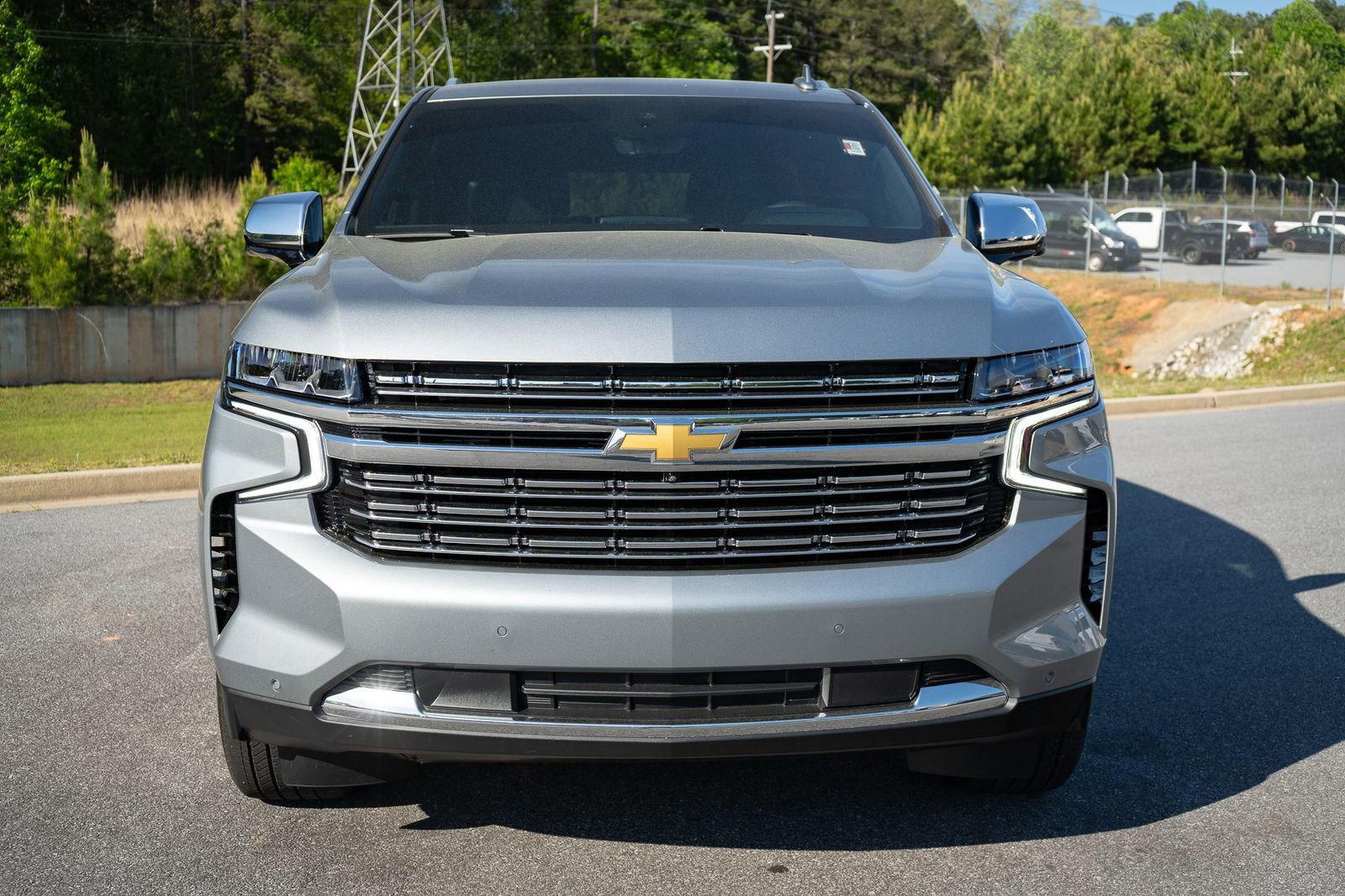 Used 2024 Chevrolet Tahoe Premier RWD image 2