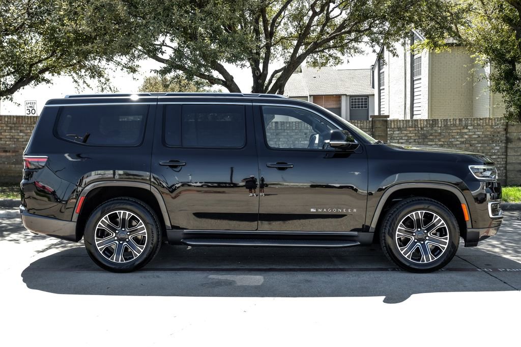 Used 2022 Jeep Wagoneer Series III image 14