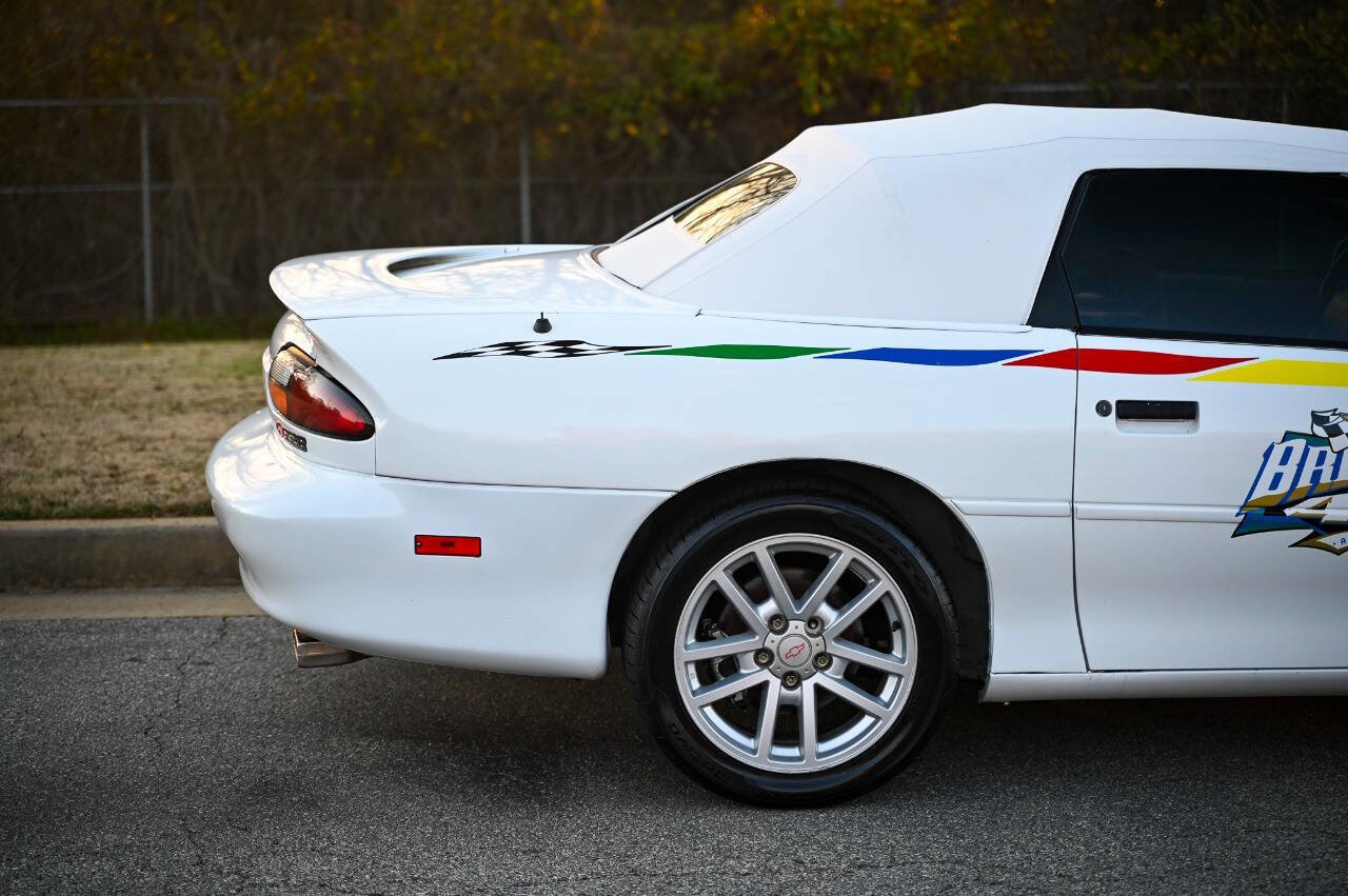 Used 1997 Chevrolet Camaro Z28 image 10