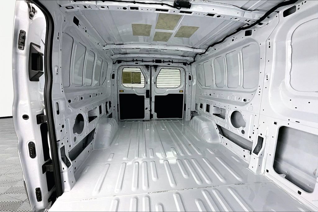 Used 2026 Ford Transit 150 Low Roof RWD image 28