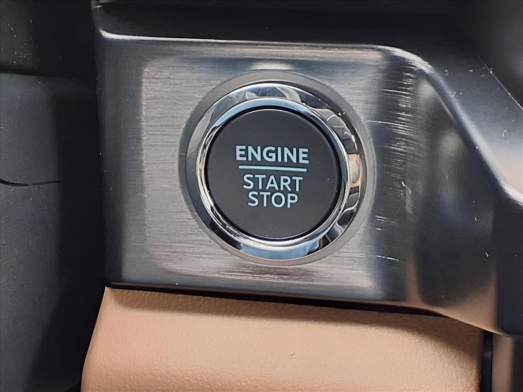 New 2026 Ford F250 Lariat w/ FX4 Off-Road Package image 13