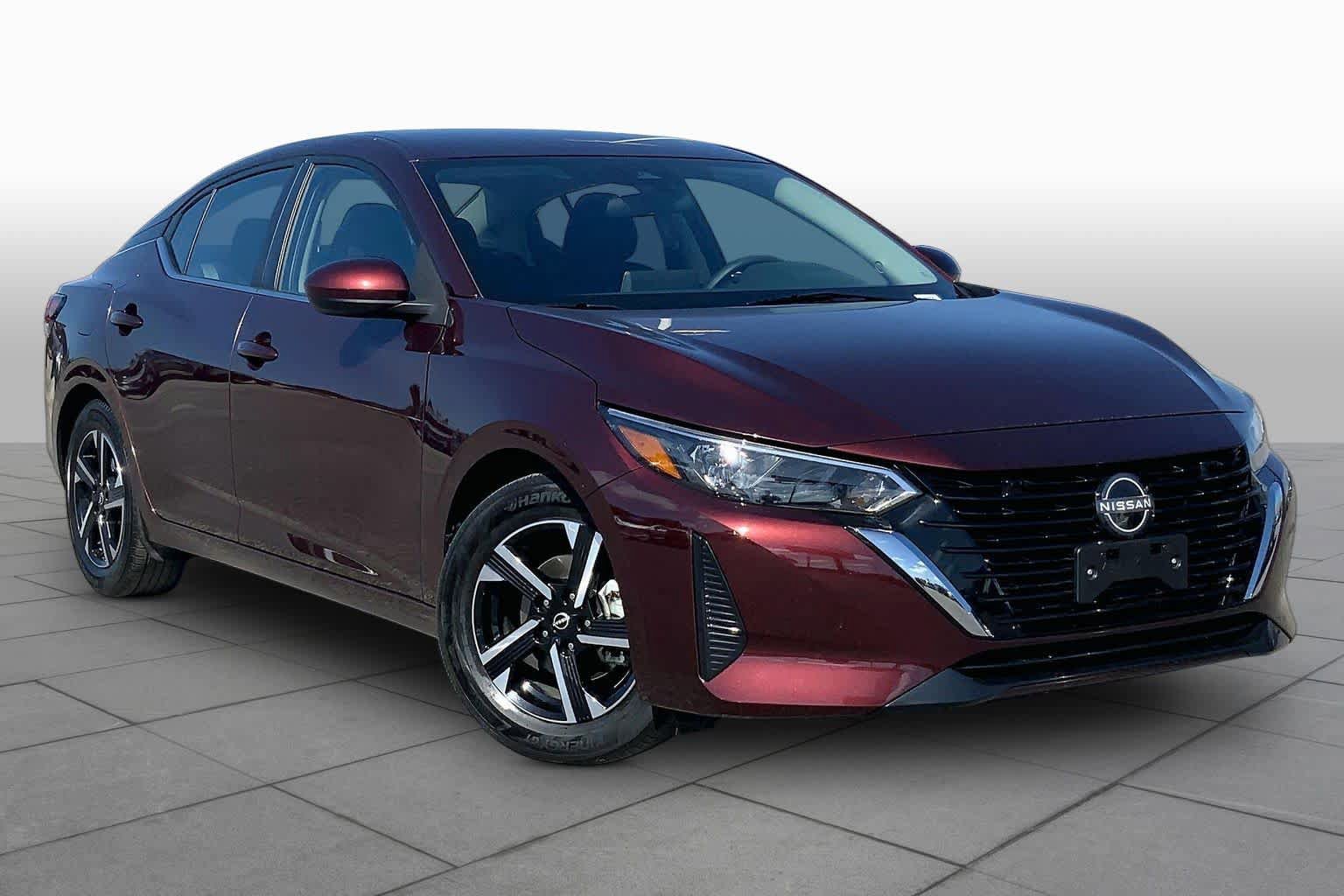 Used 2025 Nissan Sentra SV FWD image 3