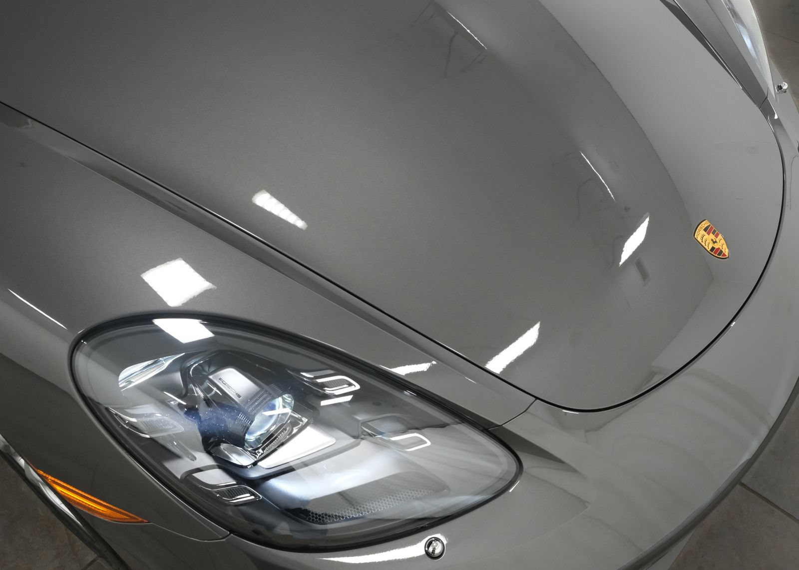 Used 2021 Porsche 718 Cayman RWD image 40