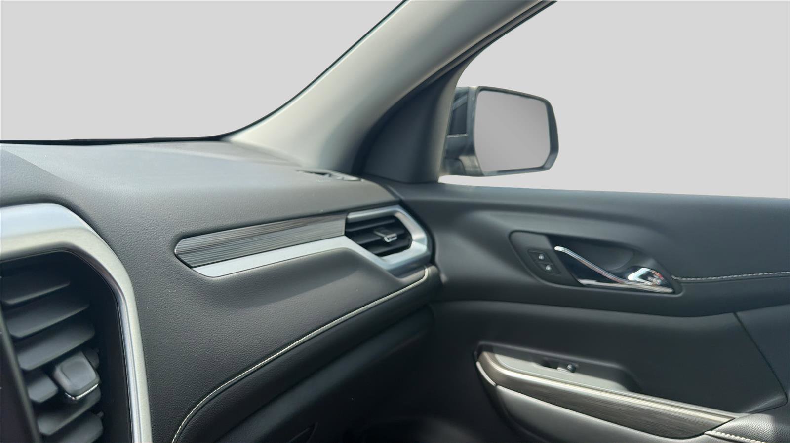 Used 2023 GMC Acadia SLT FWD image 10