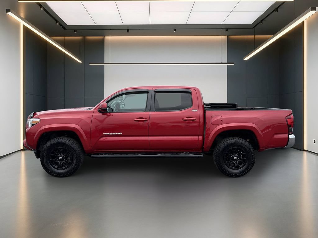Used 2021 Toyota Tacoma SR5 AWD/4WD image 2