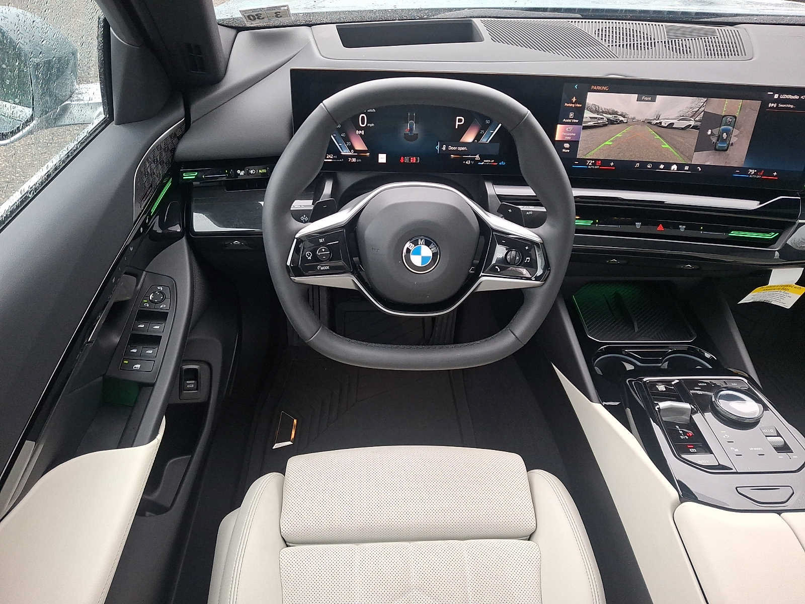 Used 2025 BMW 530i xDrive w/ Premium Package AWD/4WD image 12