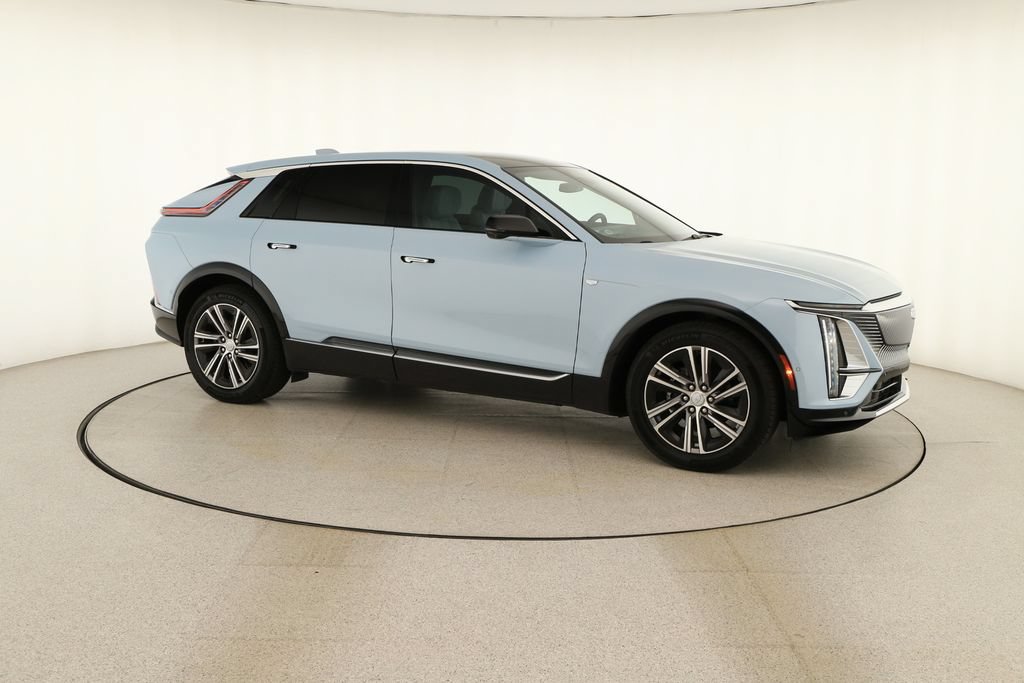 Used 2024 Cadillac Lyriq Luxury RWD image 9