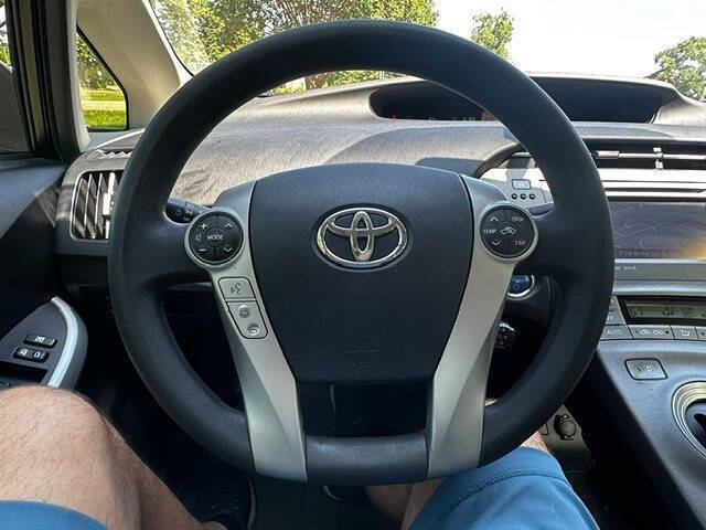 Used 2013 Toyota Prius Three w/ Solar Roof Pkg FWD image 13