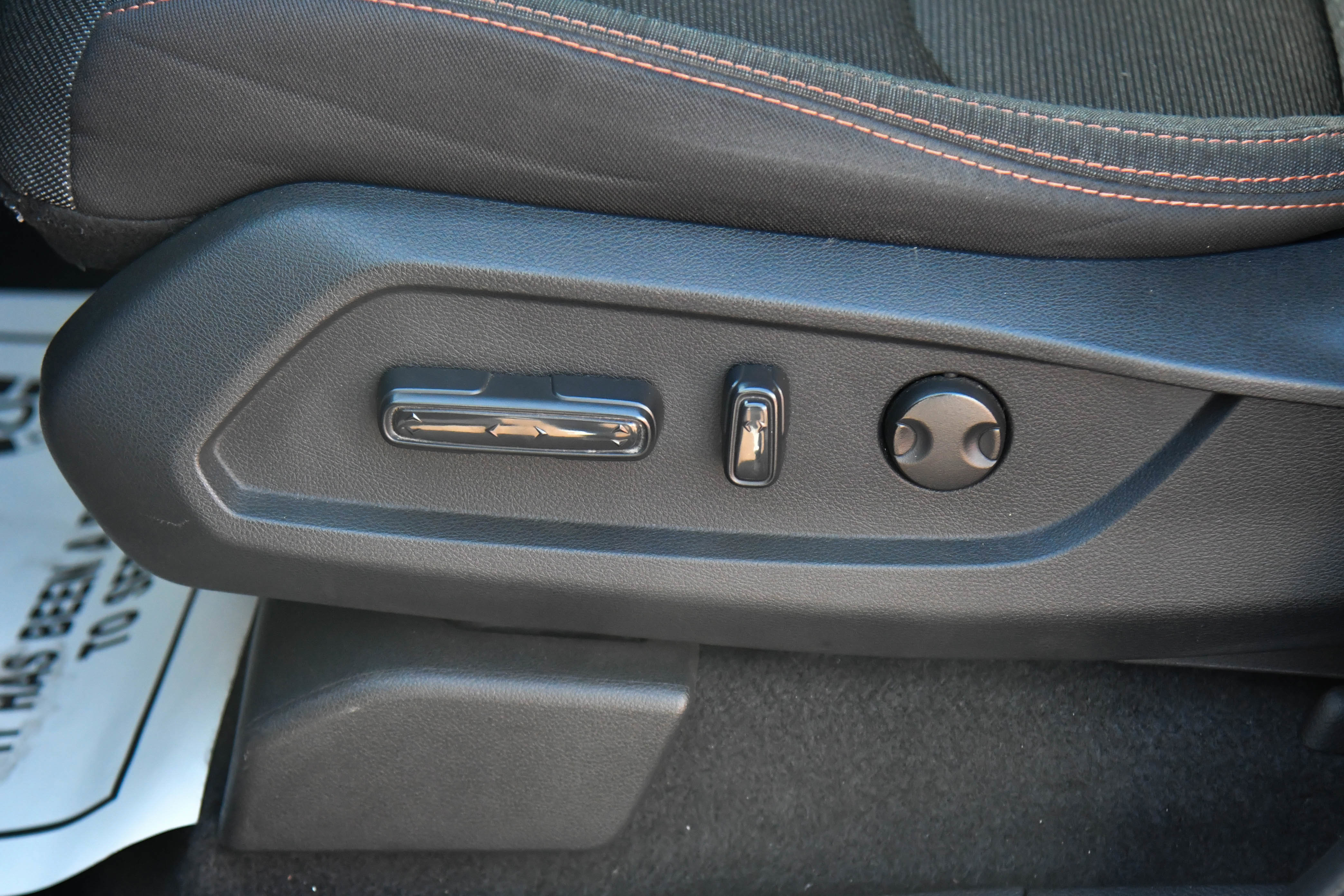 Used 2024 Honda Pilot Sport image 16