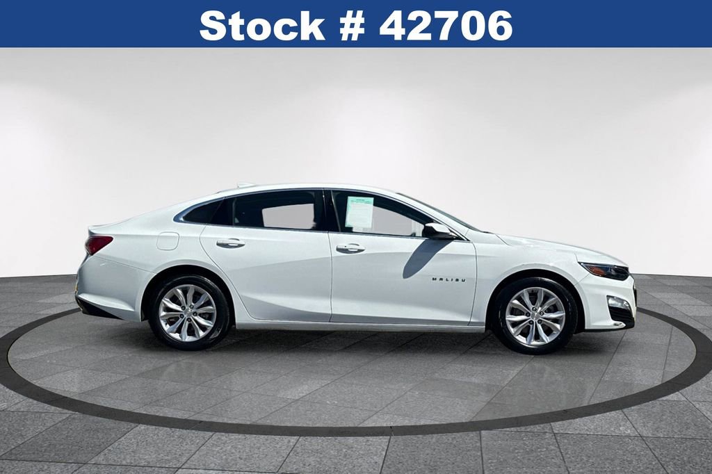 Used 2022 Chevrolet Malibu LT image 4
