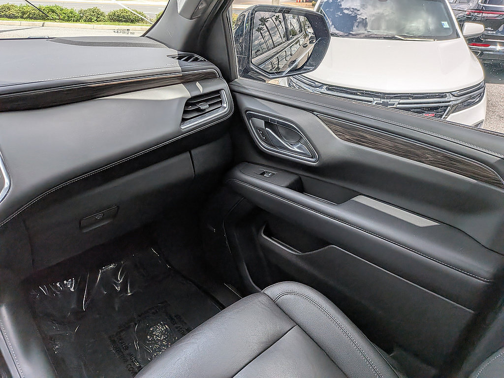 Used 2022 Chevrolet Suburban Z71 AWD/4WD image 43