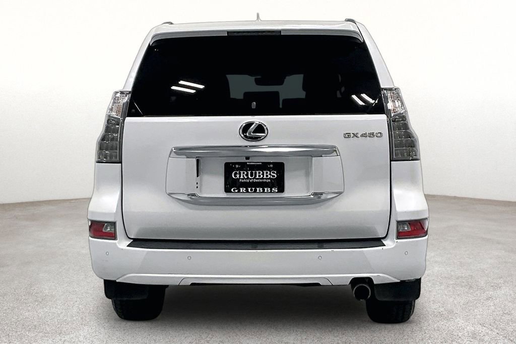 Used 2020 Lexus GX 460 Premium w/ Premium Package image 4