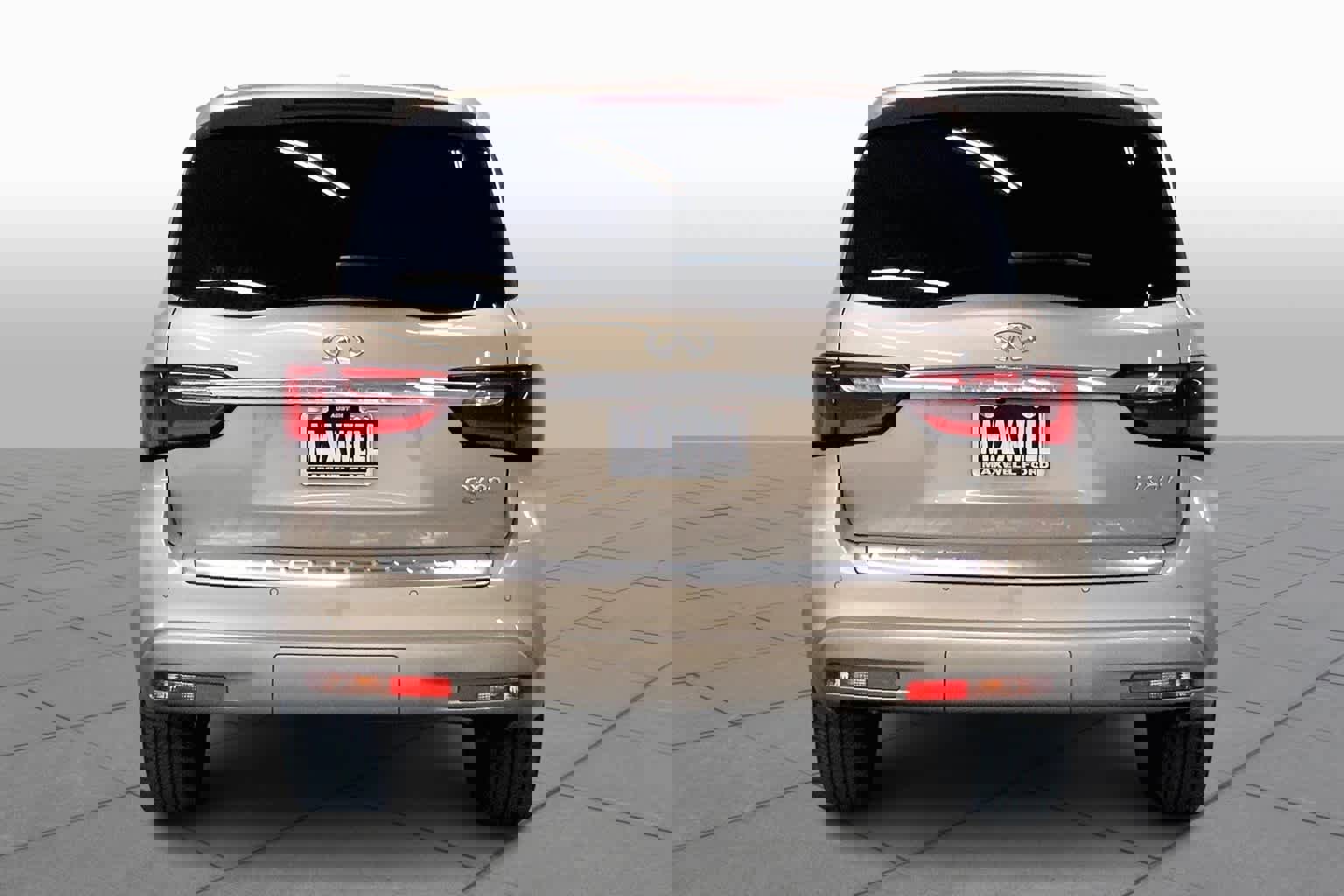 Used 2022 INFINITI QX80 Sensory w/ Cargo Package image 4