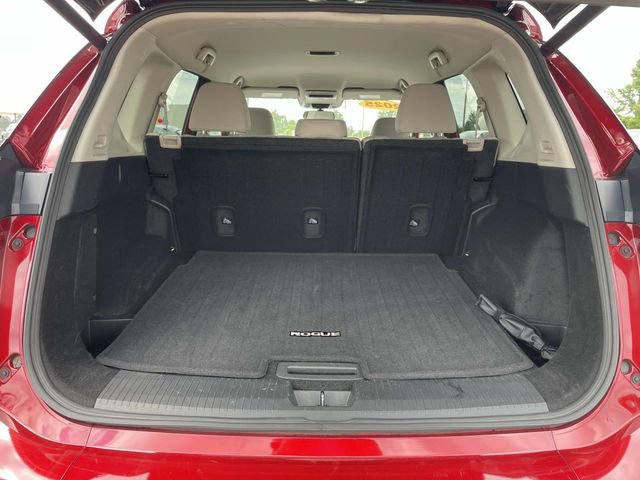 Used 2025 Nissan Rogue SV AWD/4WD image 8