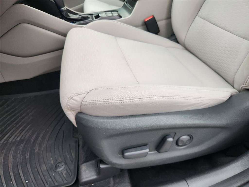 Used 2020 Hyundai Tucson SEL w/ Winter Weather Package AWD/4WD image 18