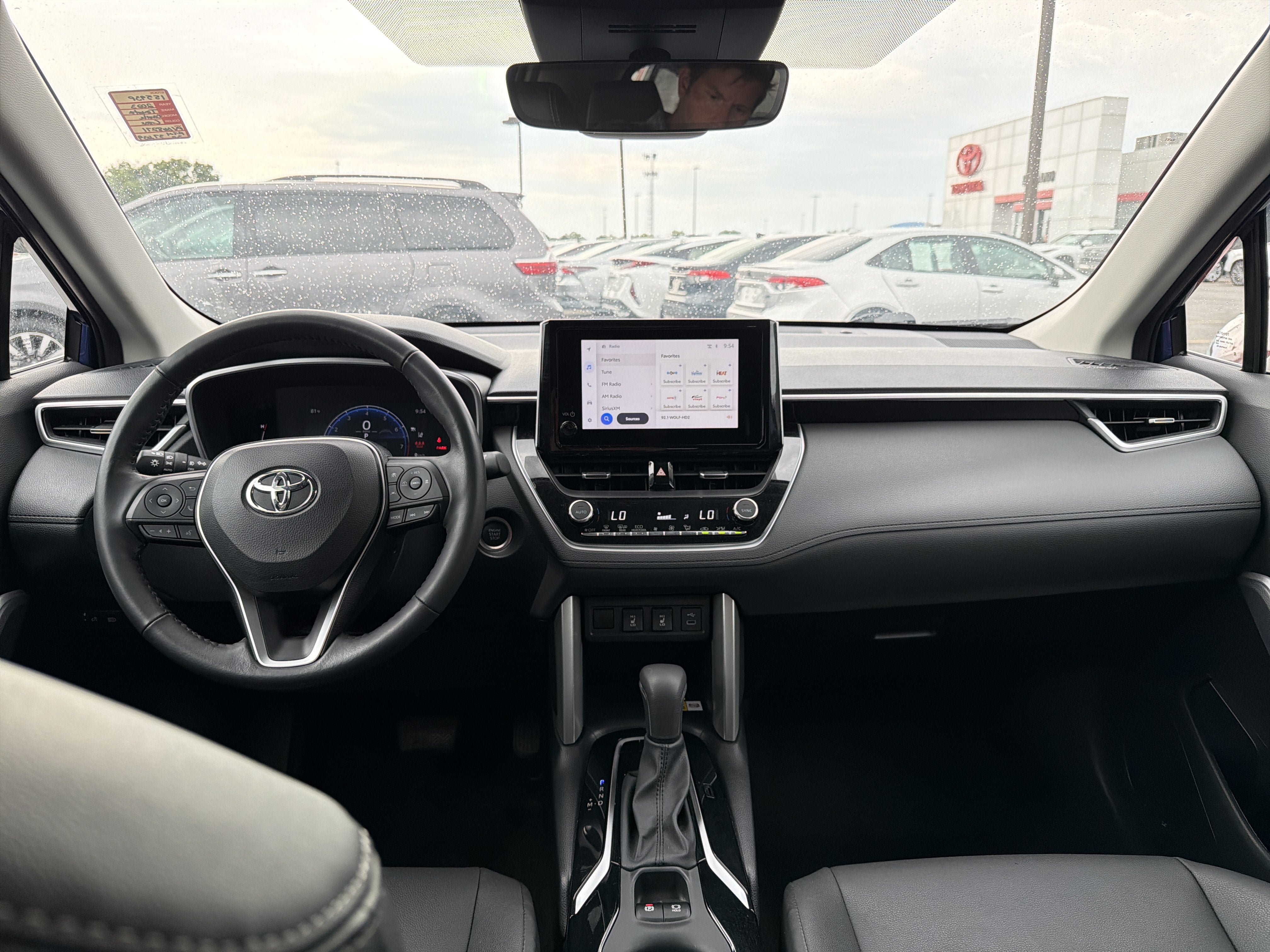 Used 2023 Toyota Corolla Cross XLE w/ Convenience Package AWD/4WD image 10