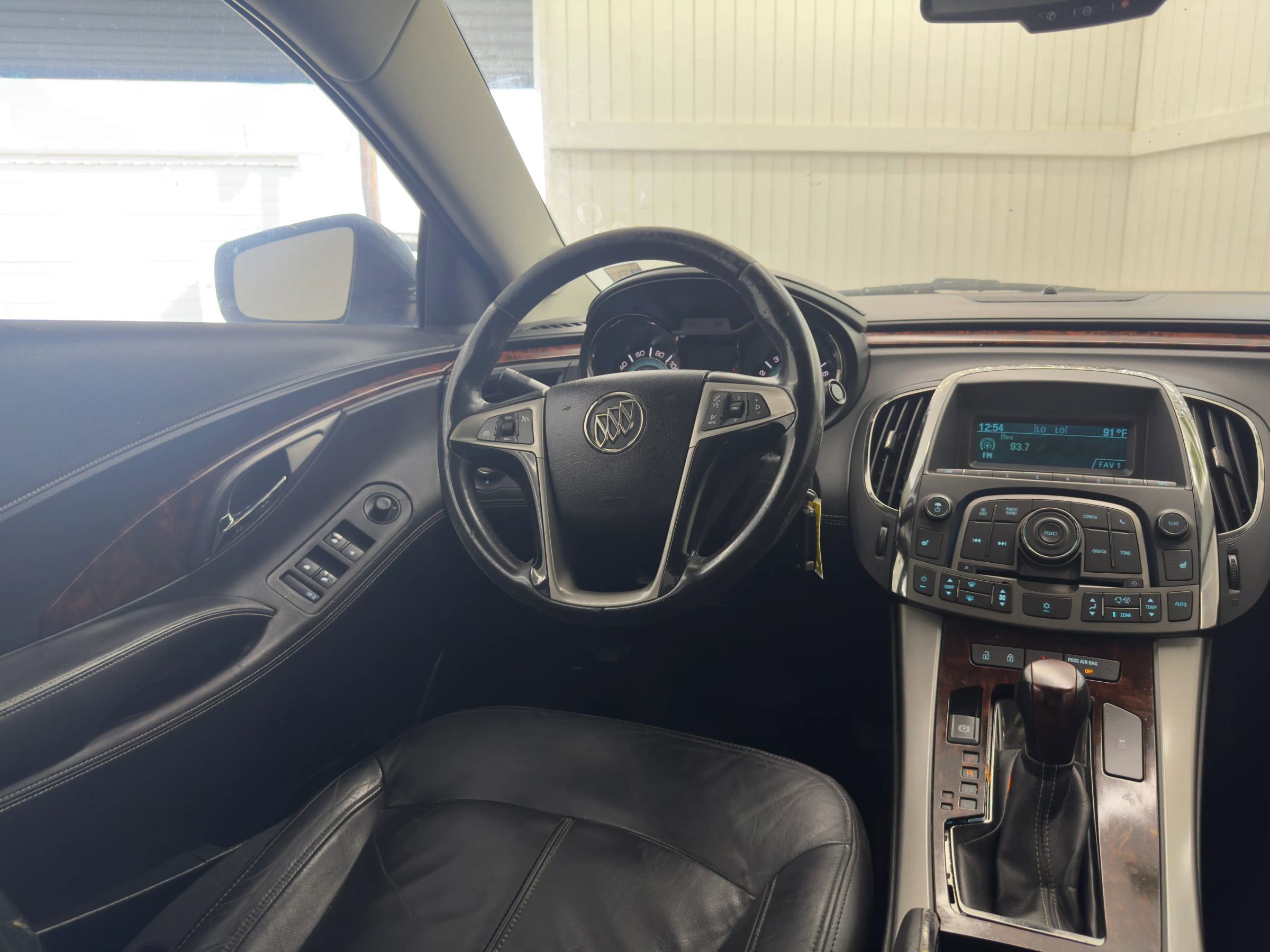 Used 2012 Buick LaCrosse Leather image 10