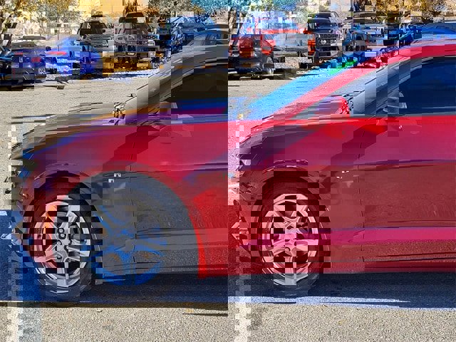 Used 2018 Chevrolet Camaro LT image 8