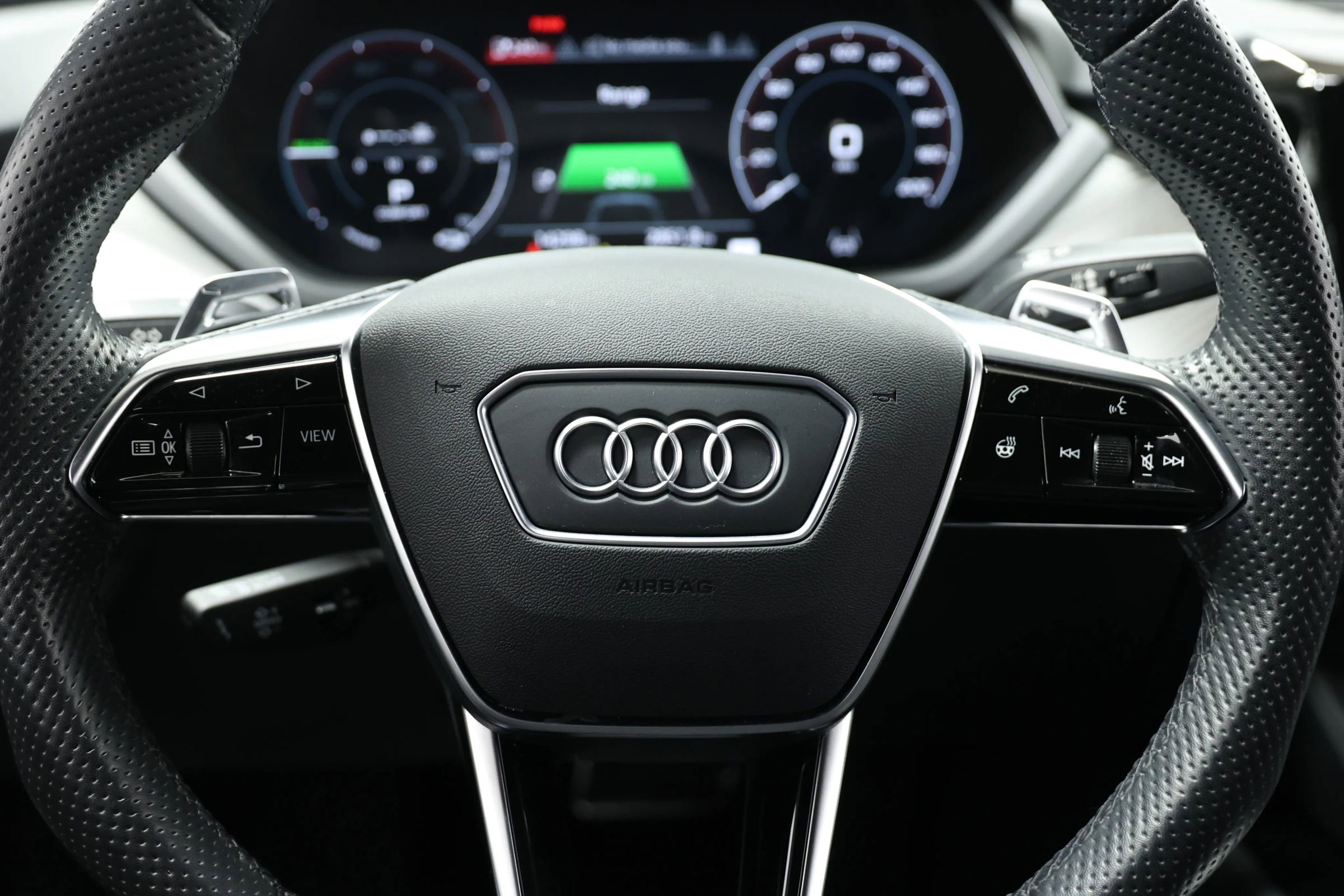 Used 2022 Audi RS e-tron GT w/ Carbon Performance Package image 25