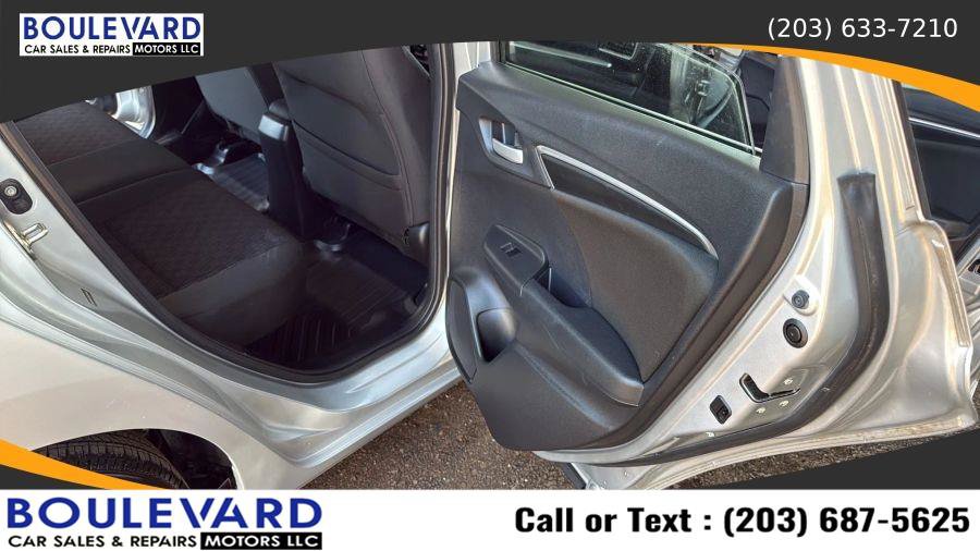 Used 2015 Honda Fit LX image 30