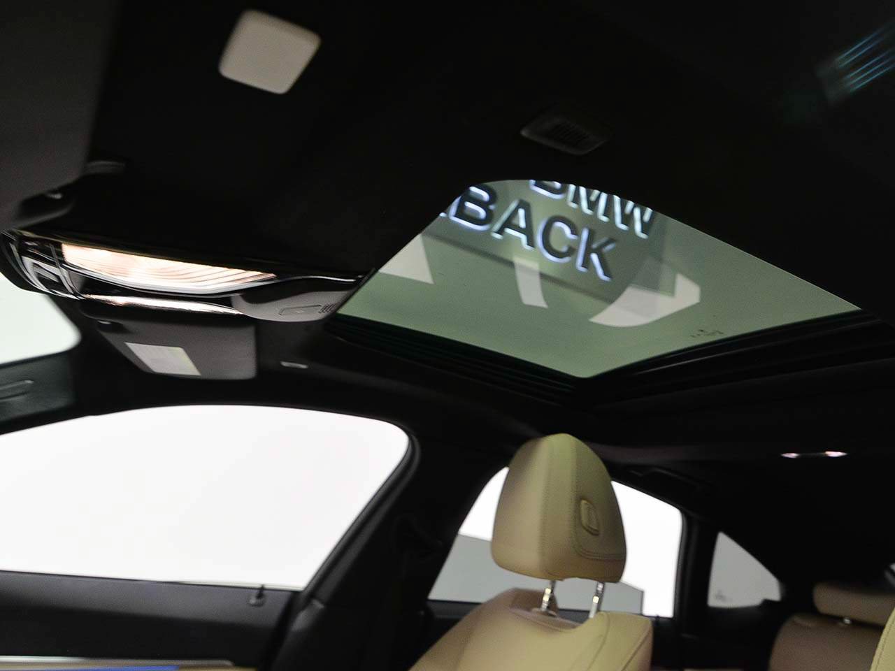 Used 2024 BMW i4 eDrive35 RWD image 7