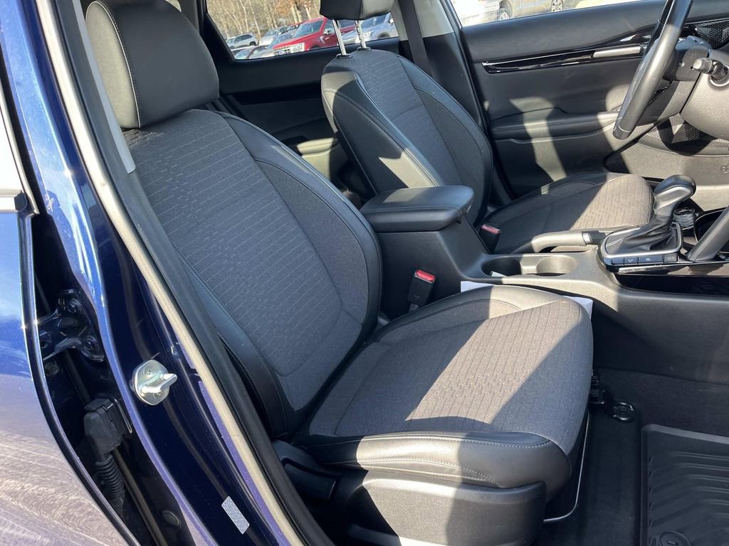 Used 2022 Kia Seltos Nightfall Edition image 24