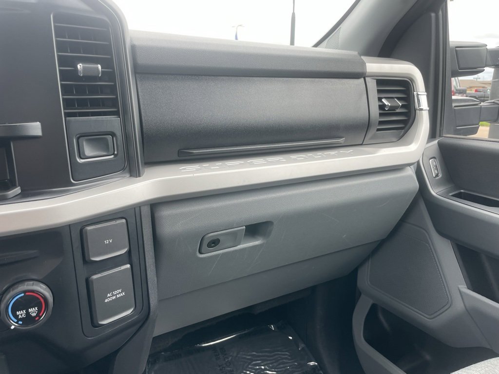 Used 2024 Ford F250 XLT image 48