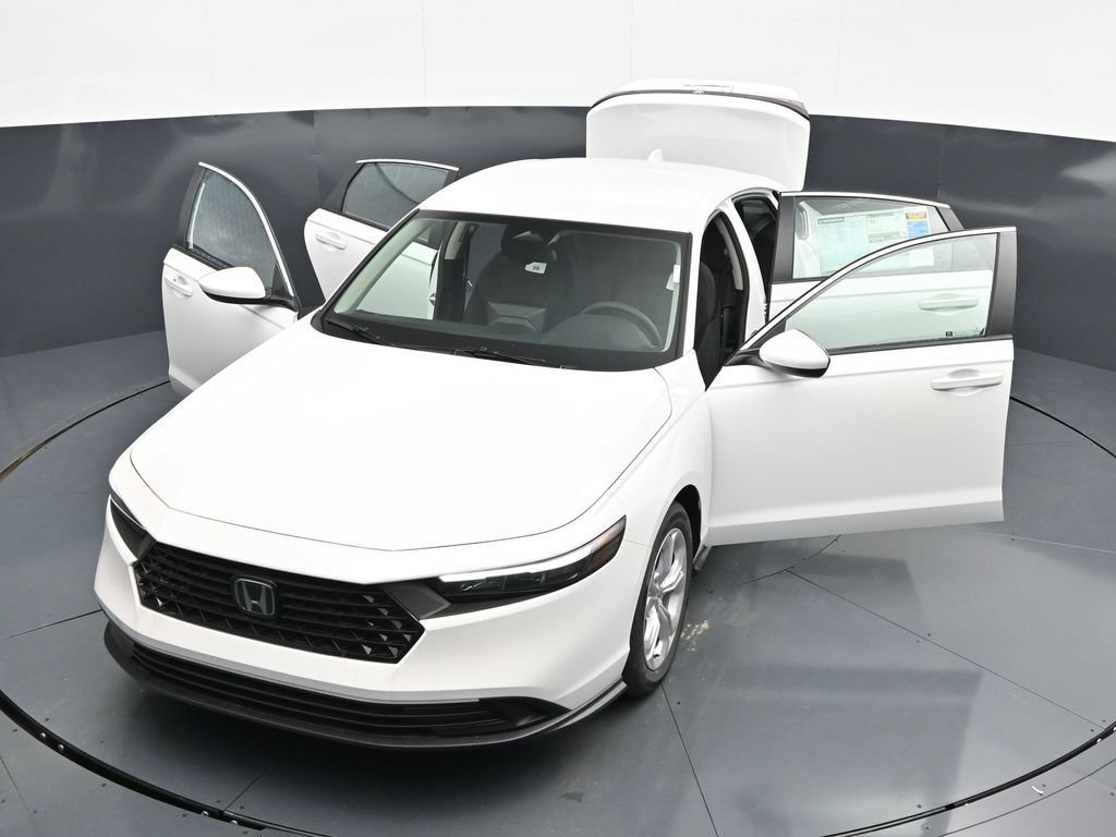 Used 2026 Honda Accord LX image 41