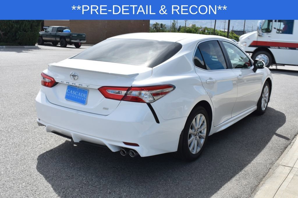 Used 2020 Toyota Camry SE FWD image 5