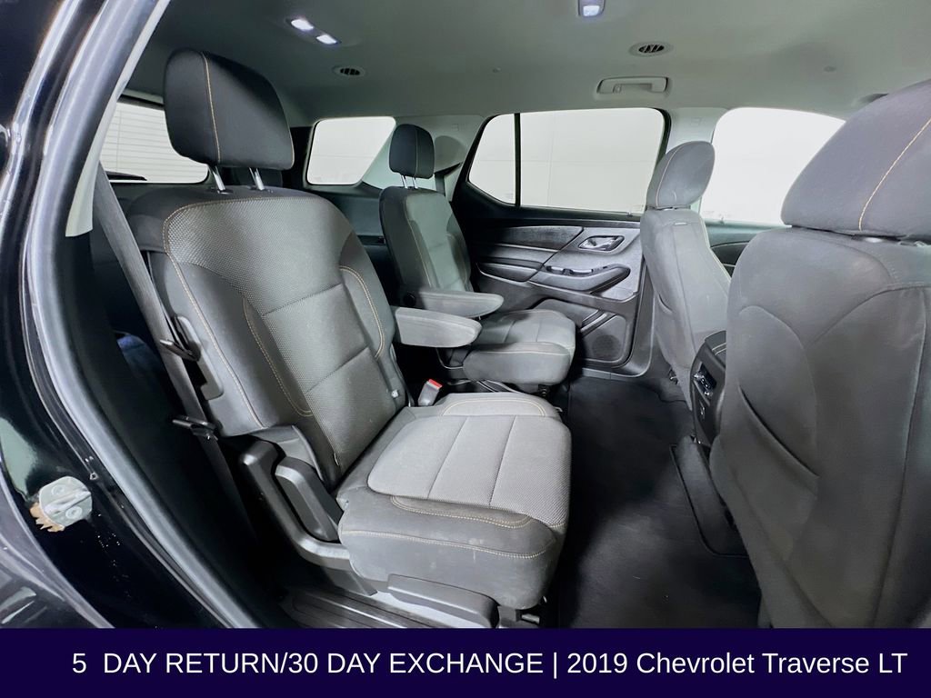 Used 2019 Chevrolet Traverse LT image 32
